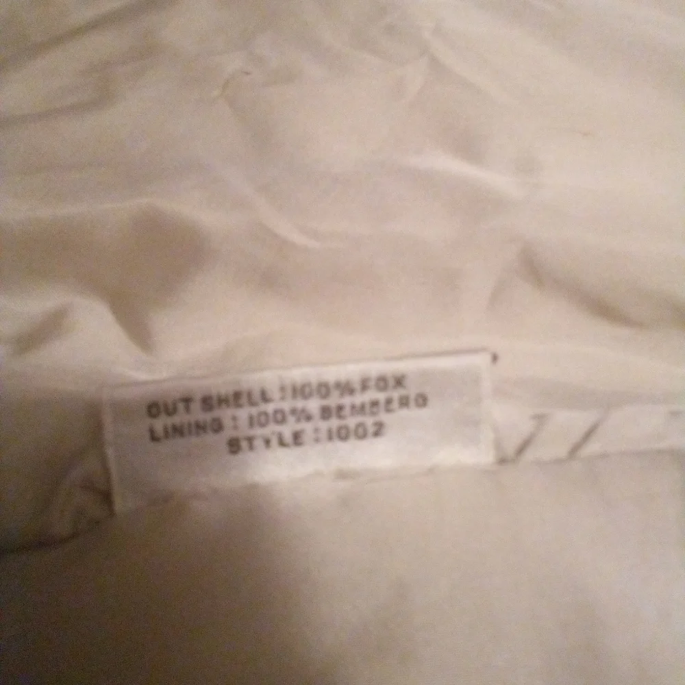 Vintage Fox Saga edition fur coat - Picture 2 of 4